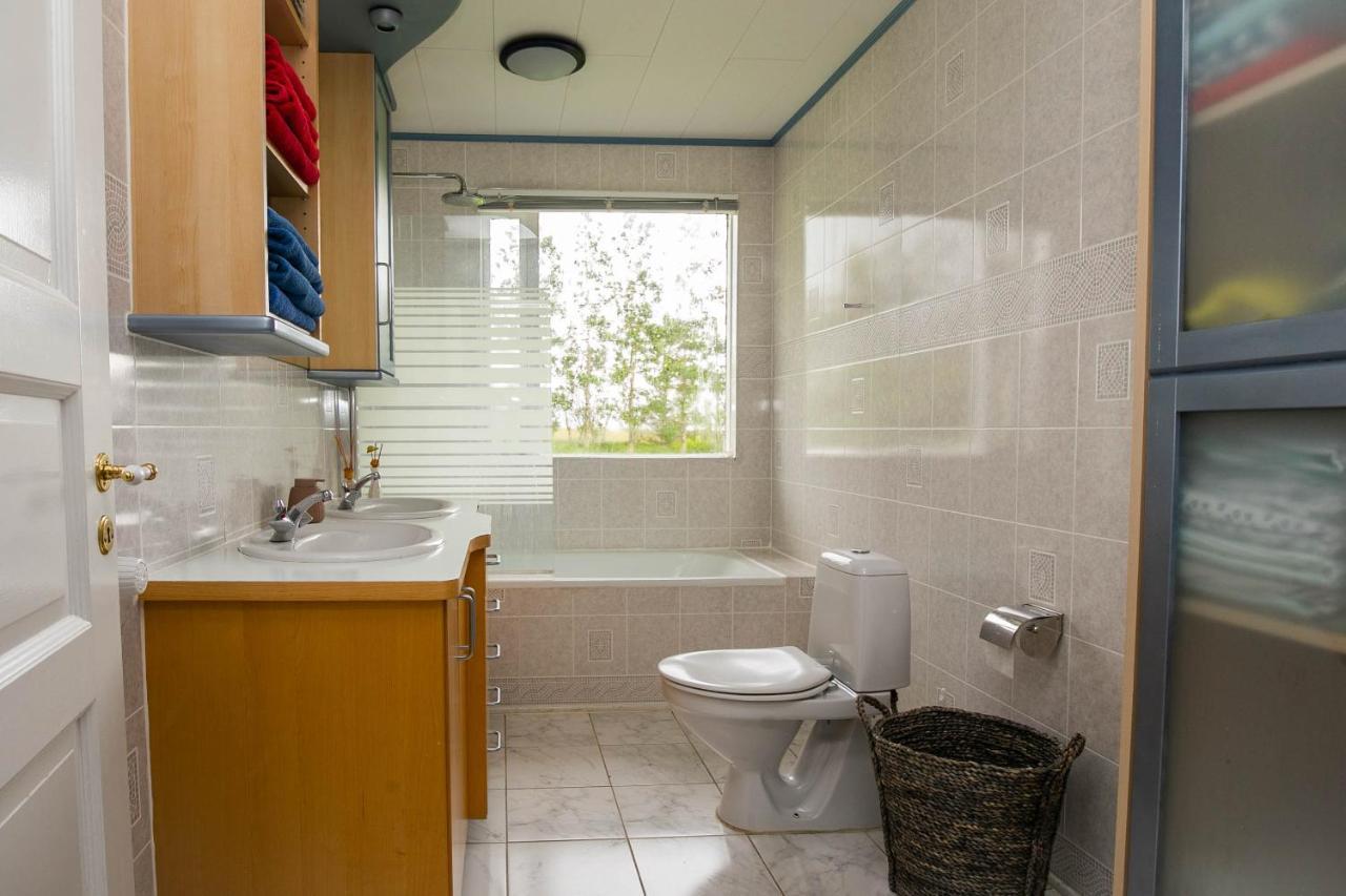 Móar guesthouse Akranes Extérieur photo
