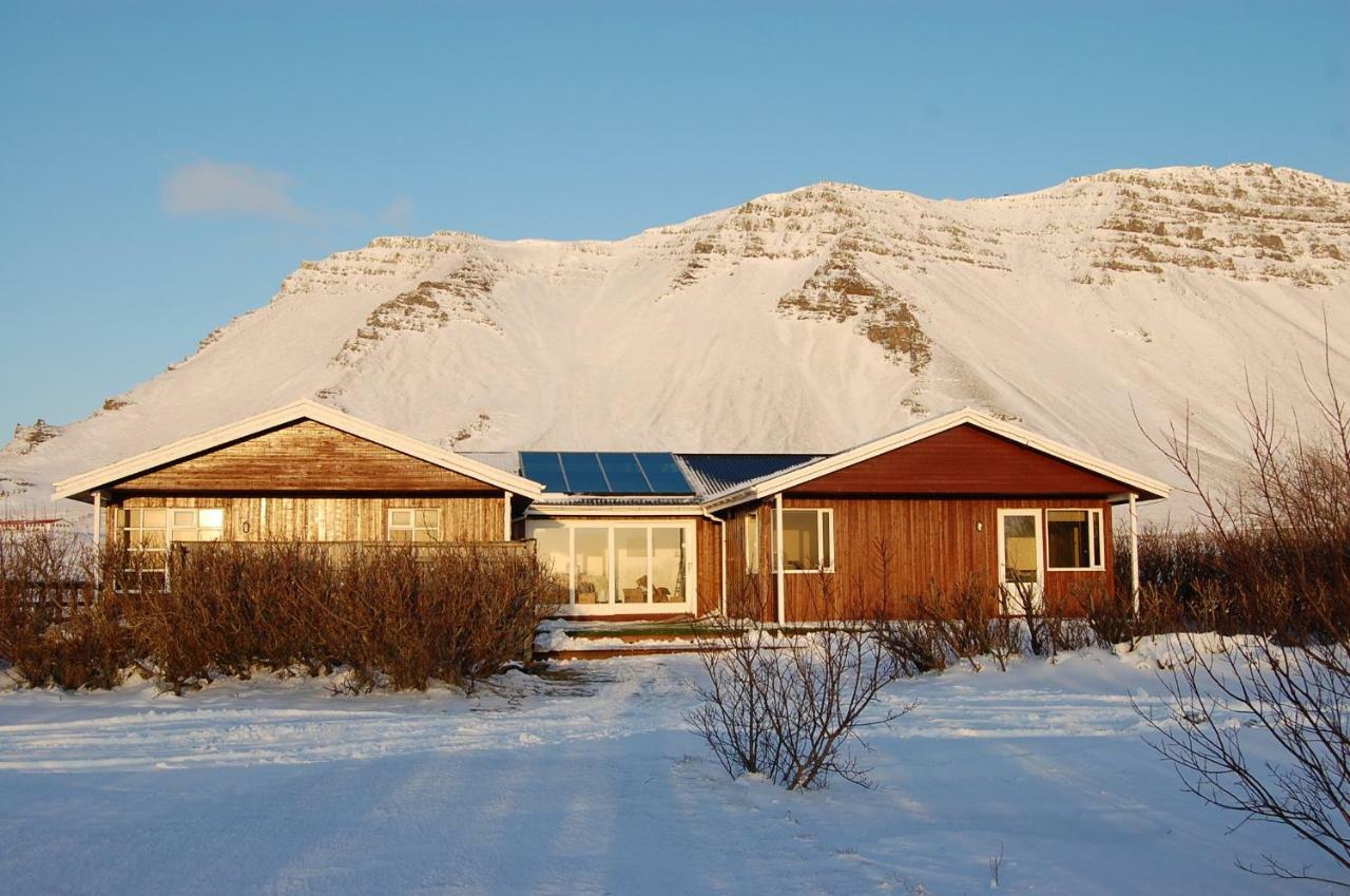 Móar guesthouse Akranes Extérieur photo